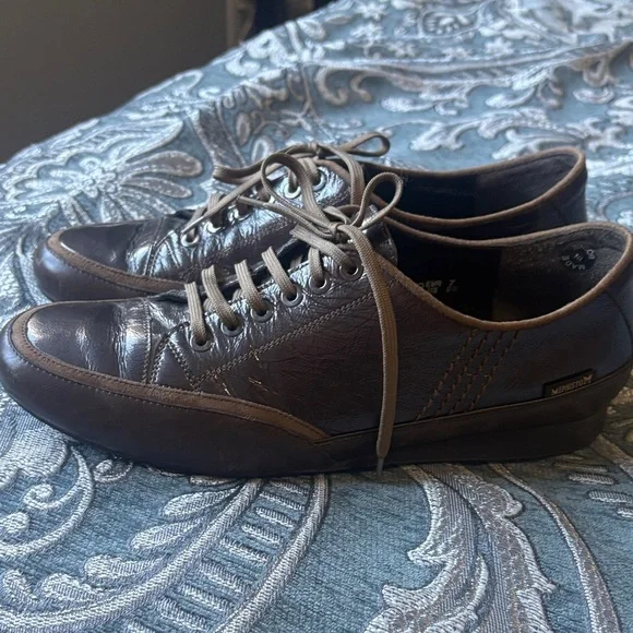 Mephisto Shiny Brown Leather Sneakers - Picture 4 of 6